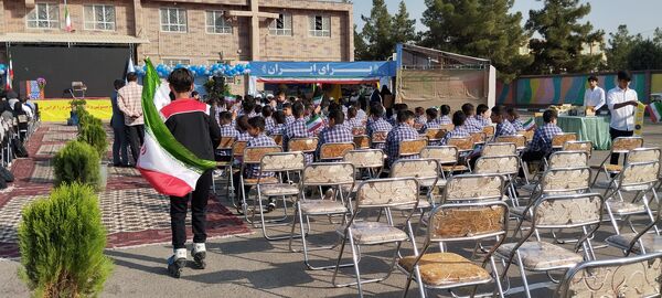  جشن جوانه‌ها در دبیرستان پسرانه متوسطه اول میرزا حسن افشار ناحیه 7 مشهد