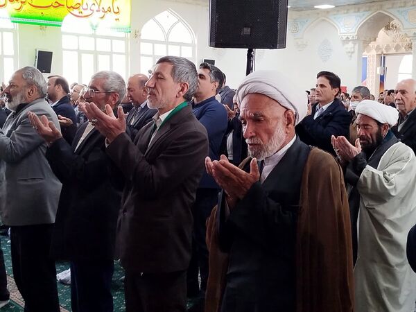 نماز جمعه در شهرستان کاشمر 