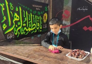 جلوه‌های عشق و ادب فاطمی در آموزشگاه صاحب الزمان میبد
