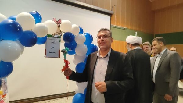 آئین پرطنین زنگ مهر و مقاومت در مدارس شهرستان خاتم 