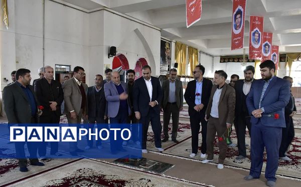 تجدید میثاق گزینشگران و اعضای هسته گزینش کهگیلویه و بویراحمد با آرمان‌های والای شهدا به مناسبت فرا رسیدن هفته گزینش