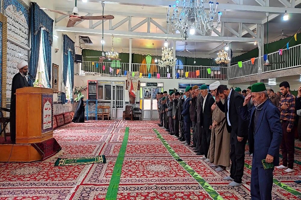 اقامه نماز عبادی سیاسی جمعه اردیبهشت ماه در شهر بار نیشابور