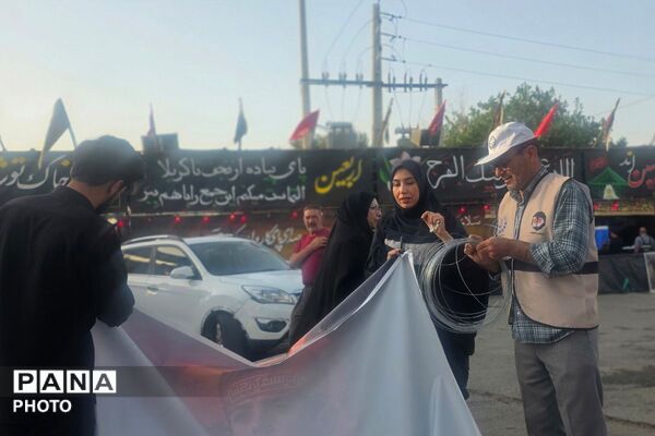 تمرینِ ایثار در مکتب حسینی؛ عملیات آماده‌سازی موکب سازمان دانش‌آموزی رباط‌کریم کلید خورد