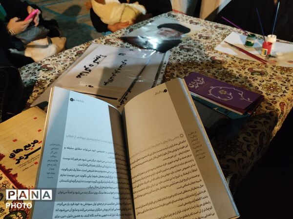 خادمان کوچک در موکب سازمان دانش‌آموزی 