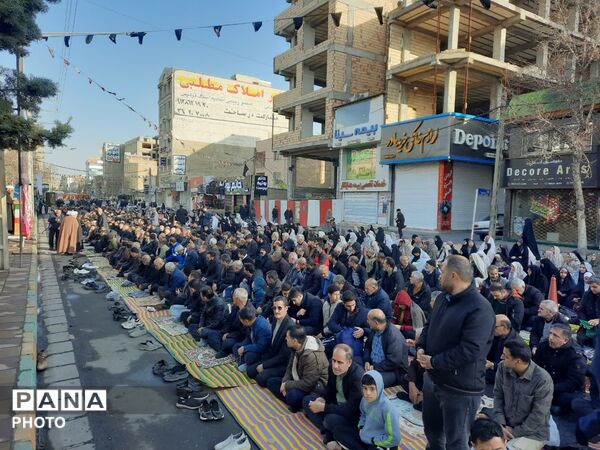 برپایی نماز عید سعید فطر در مشکین دشت  کرج 