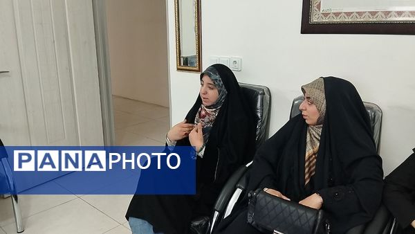 نشست صمیمانه معاون پرورشی و تربیت‌بدنی ناحیه 7 با سردبیر خبرنگاران خبرگزاری پانا 