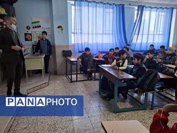 برگزاری کارگاه محیط زیست در دبستان بهمنش شهرستان قدس