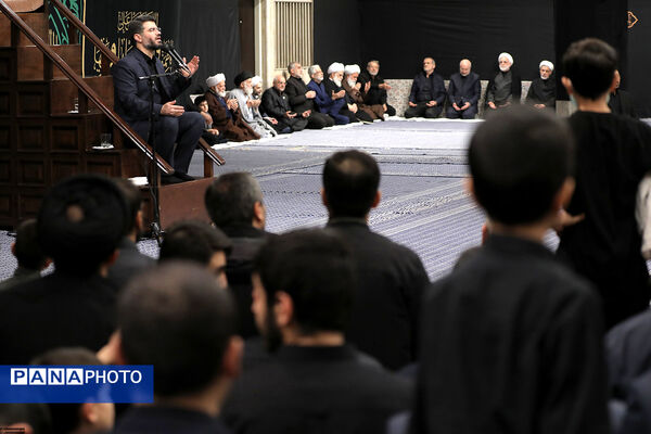 مراسم عزاداری شب شهادت حضرت فاطمةالزهرا سلام‌الله‌علیها در حسینیه امام خمینی(ره)