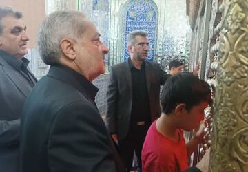  تجدید میثاق وزیر آموزش و پرورش با شهدا در امام زاده یحیی (ع) سمنان