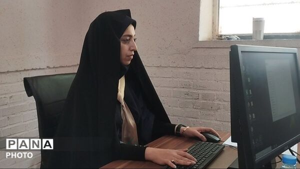 بازدید از دبیرخانه استانی چهل‌وچهارمین جشنواره فرهنگی و هنری دانش آموزان خراسان رضوی