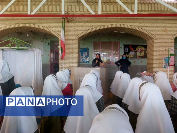 زنگ پژوهش در مدرسه حضرت معصومه(س) حاجی‌آباد