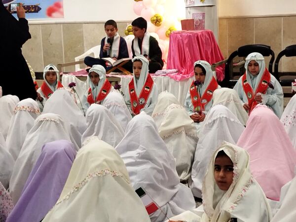 جشن تکلیف برای ۳۶۰ دانش‌آموز پایه سوم شهرستان فاروج