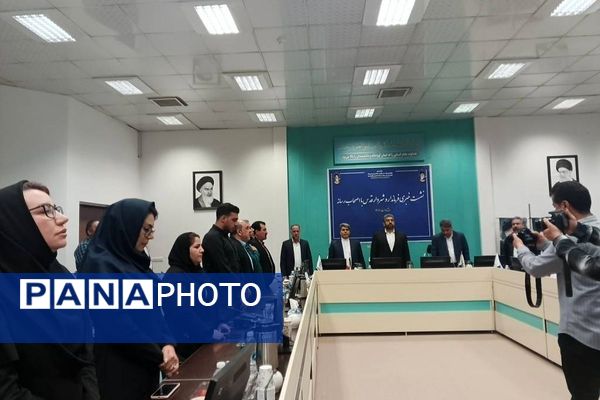 نشست خبری فرمانداری  شهرستان قدس با اصحاب رسانه در هفته دولت و خبرنگاری