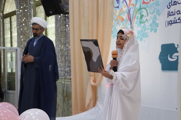 مراسم جشن تکلیف250 دانش آموز شهر صفادشت