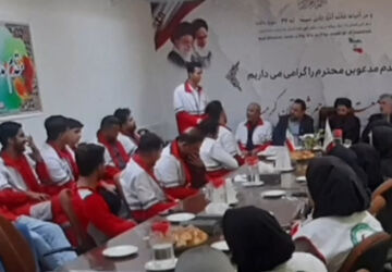 مراسم تجلیل از اعضای هلال احمر شهرستان گرمسار