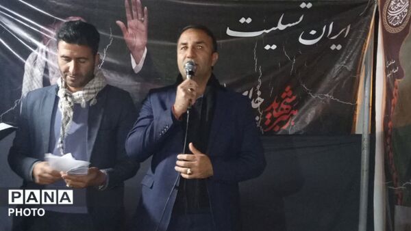 اتحاد فرهنگیان، دانش‌آموزان و مردم کوهنانی شب بیعت با رهبری