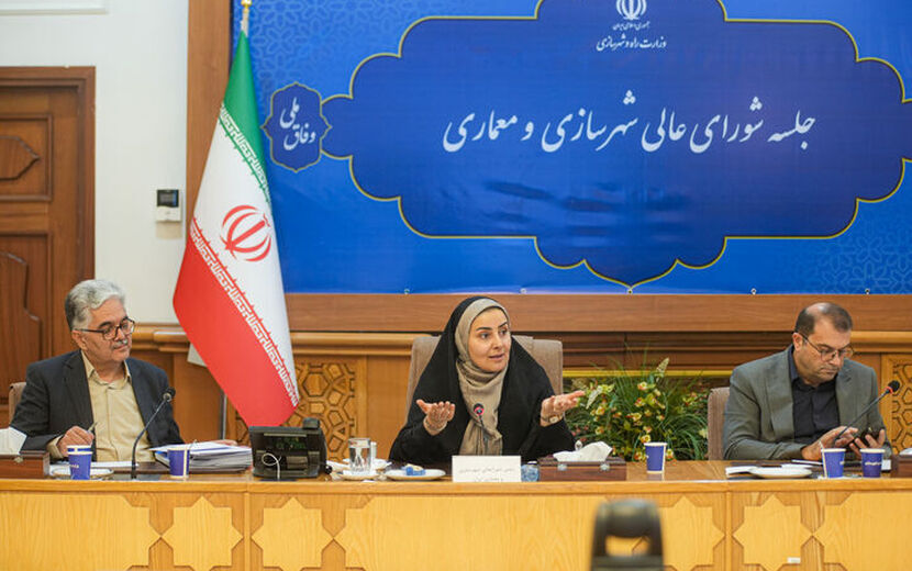 تاکید وزیر راه و شهرسازی بر صیانت از تخت جمشید و توجه به پیامدهای فرونشست در آن