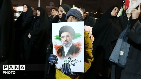 قدرت پنهان همبستگی: چگونه اتحاد مردم جهان را تغییر می‌دهد