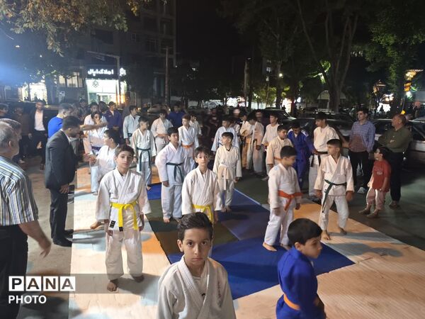 با نزدیک شدن به محرم حسینی، تجمعات مردمی شوری دیگر گرفت