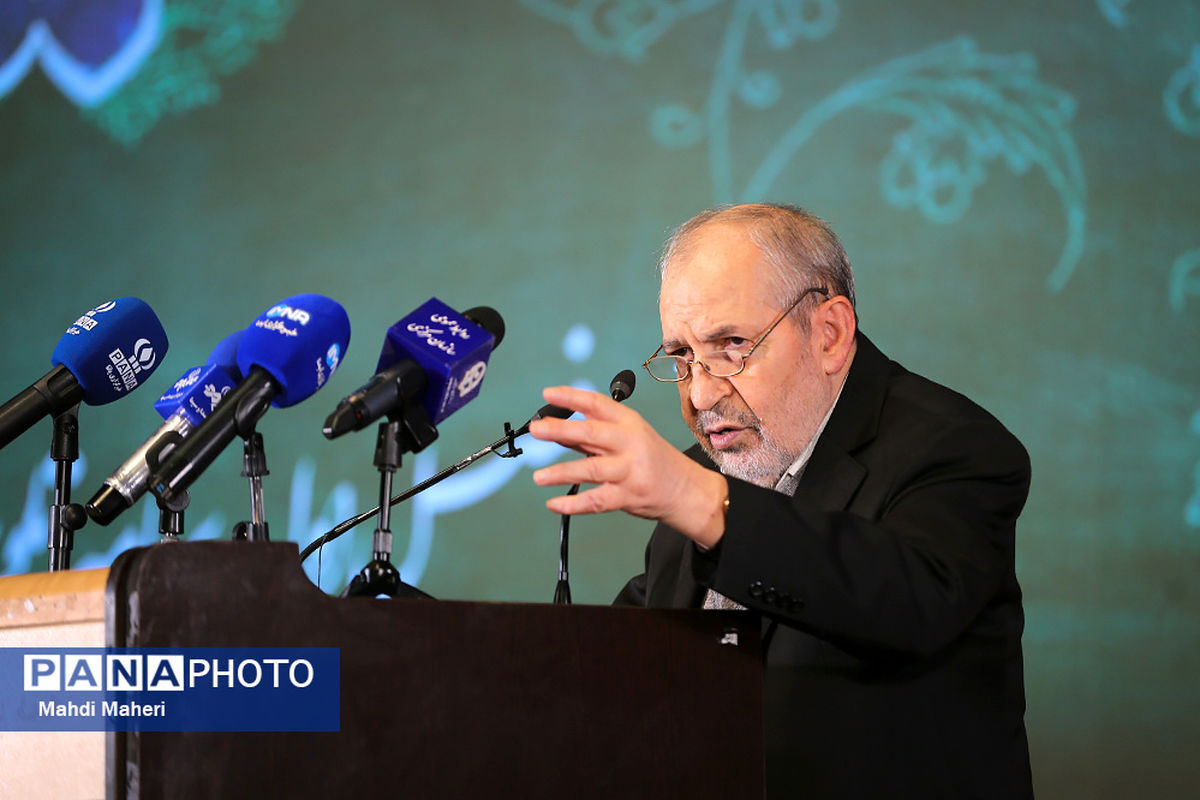 معلم، عامل اصلی تحول در نظام آموزشی است