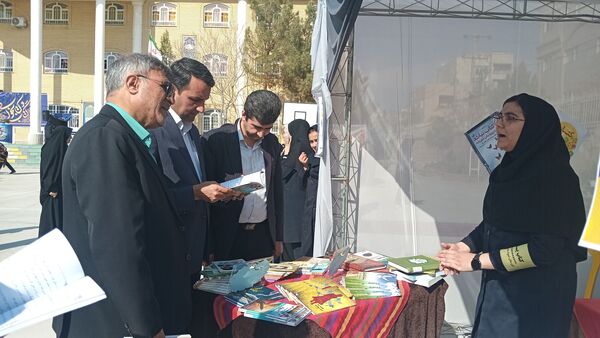  گرامیداشت هفته کتاب و کتابخوانی در شهر تربت حیدریه 