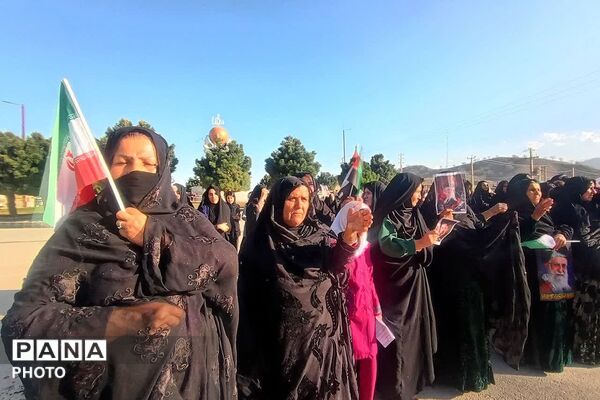 بیعت دانش‌آموزان دیشموکی  با رهبر انقلاب