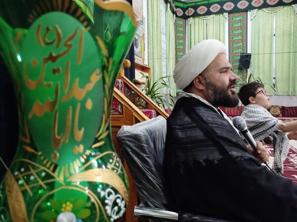همایش تحلیلی بصیرتی بشارت فتح 