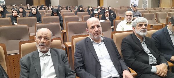 همایش تجلیل از مدرسه یاران استان قم