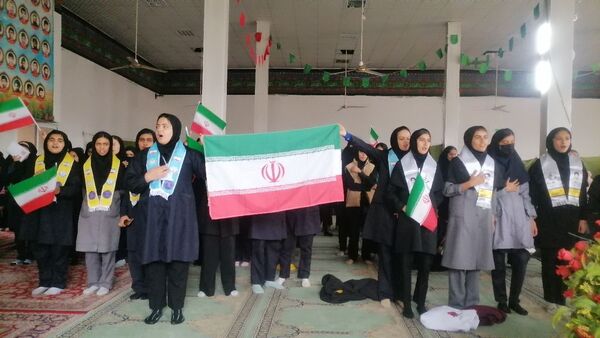 جشن روز دانش آموز دختران دبیرستان حضرت فاطمه و حضرت رقیه در مهدیه شهر بار نیشابور 