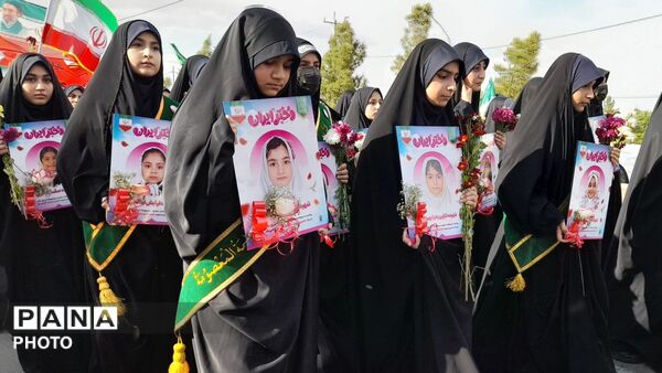 رزمایش بزرگ دختران جان فدای ایران در قم