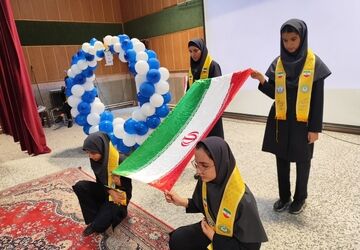زنگ مهر و مقاومت در مدارس شهرستان خاتم نواخته شد