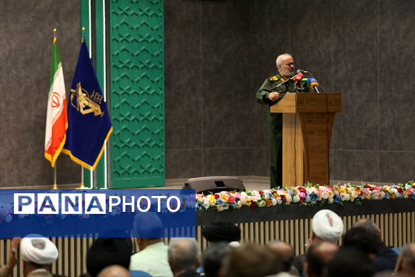 مراسم تکریم و معارفه فرمانده سپاه استان قم