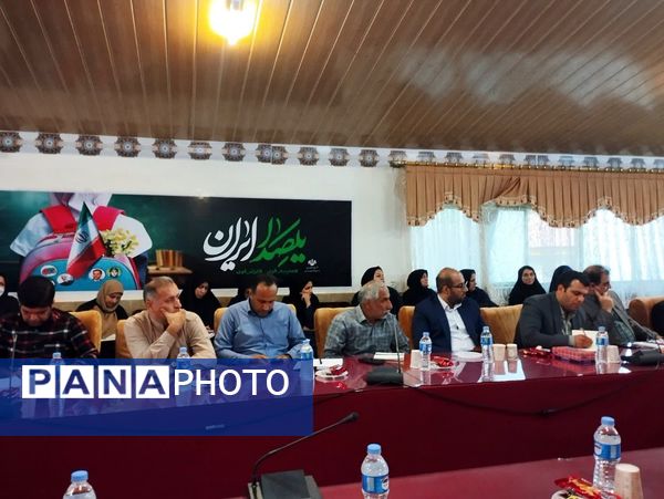 نشست تخصصی و تبیین سیاست‌های حوزه معاونت پرورشی و تربیت‌بدنی میاندورود 