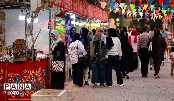 نمایشگاه آیینی و سنتی گذر مهربانی در محمدشهر کرج
