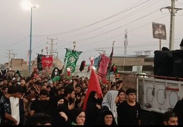 بیعتی که در مسیر پیاده روی اربعین رقم می خورد