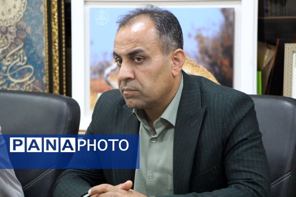 نشست شورای سازمان دانش‌آموزی یزد 