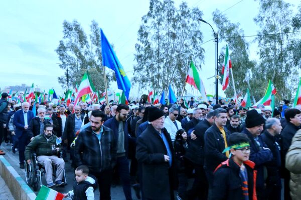 تصاویر ماندگار از حماسه 22بهمن در پرند