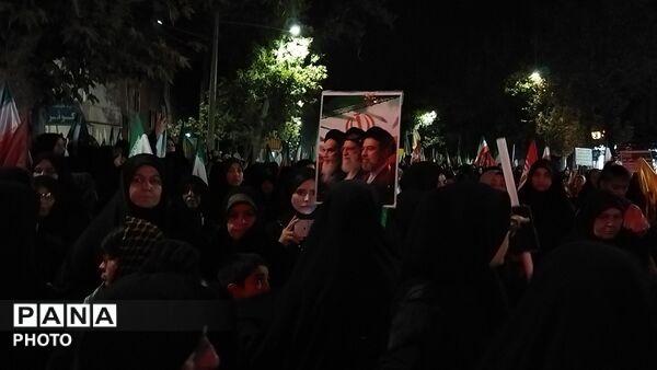 جانفدایان ایران در خیابان امام خمینی نیشابور-۱