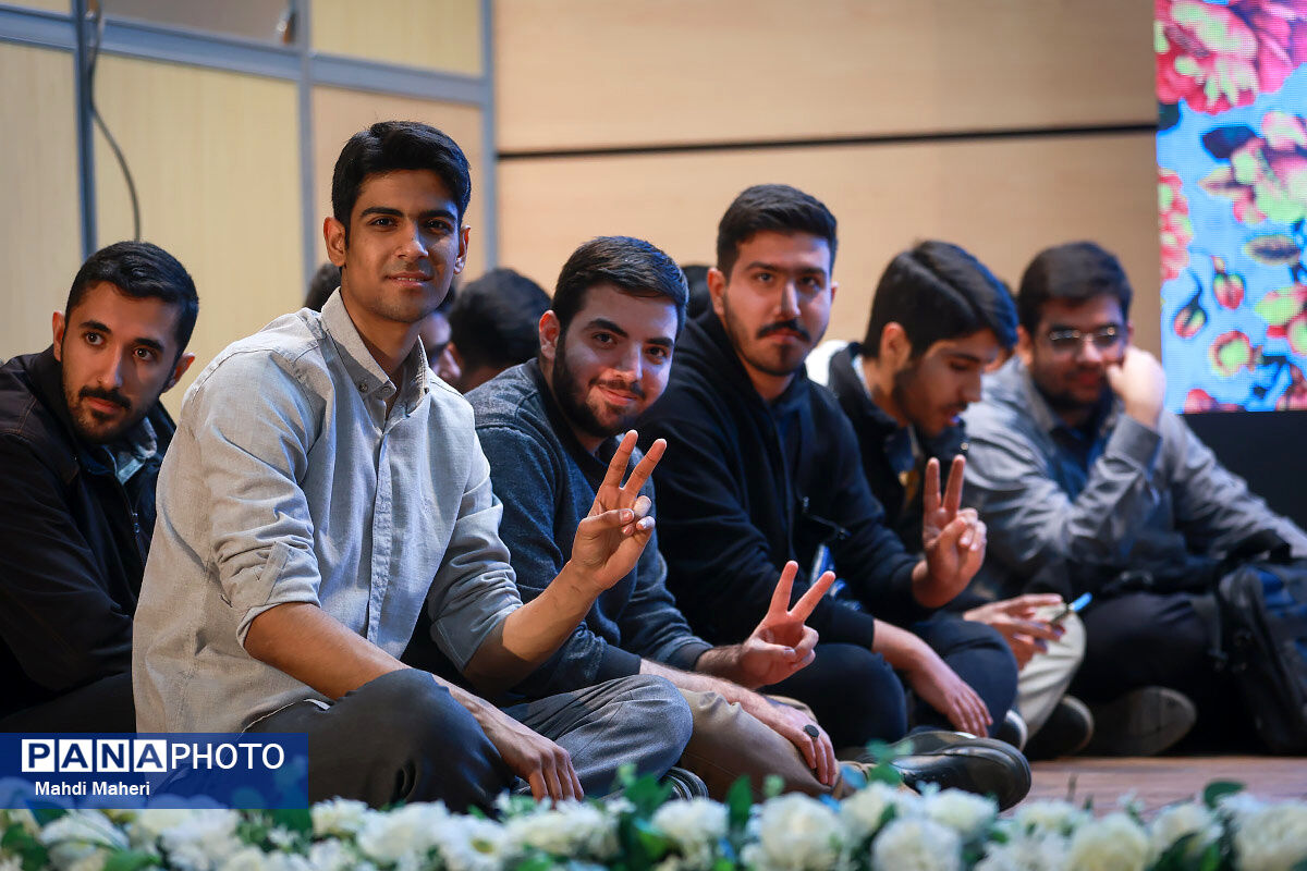 مراسم گرامیداشت روز دانشجو در پردیس شهید چمران