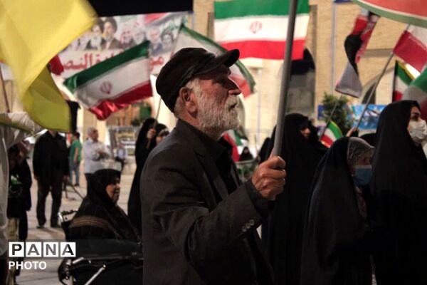 همایش تجدید بیعت معلمان قم با رهبر انقلاب