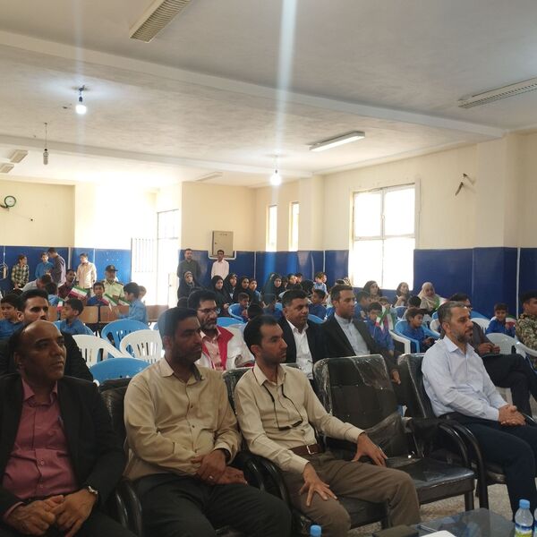 طنین پرشور دانش‌آموزان در کلاس‌ها، همزمان با بازگشایی مدارس