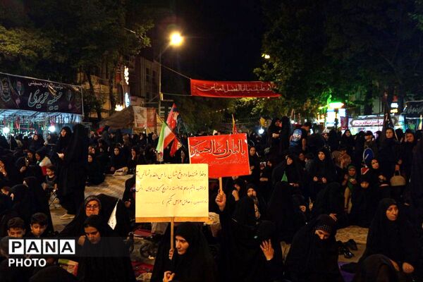 نوای عشق حسینی در میادین بجنورد طنین‌انداز شد