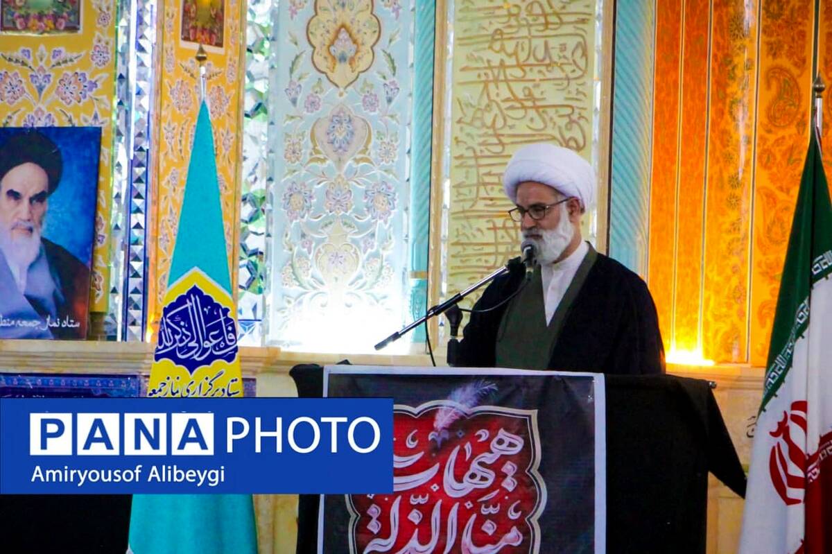 حمایت صریح امام جمعه مشهد اردهال از فتوای محارب بودن تهدیدکنندگان ساحت رهبری
