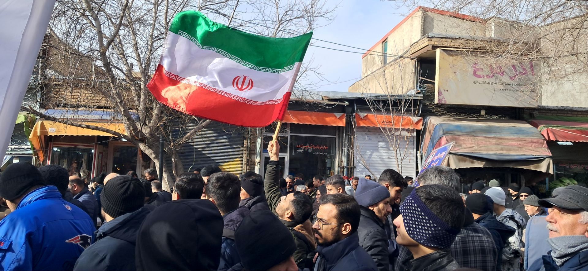 خروش مردم سراب در محکومیت اغتشاشات اخیر