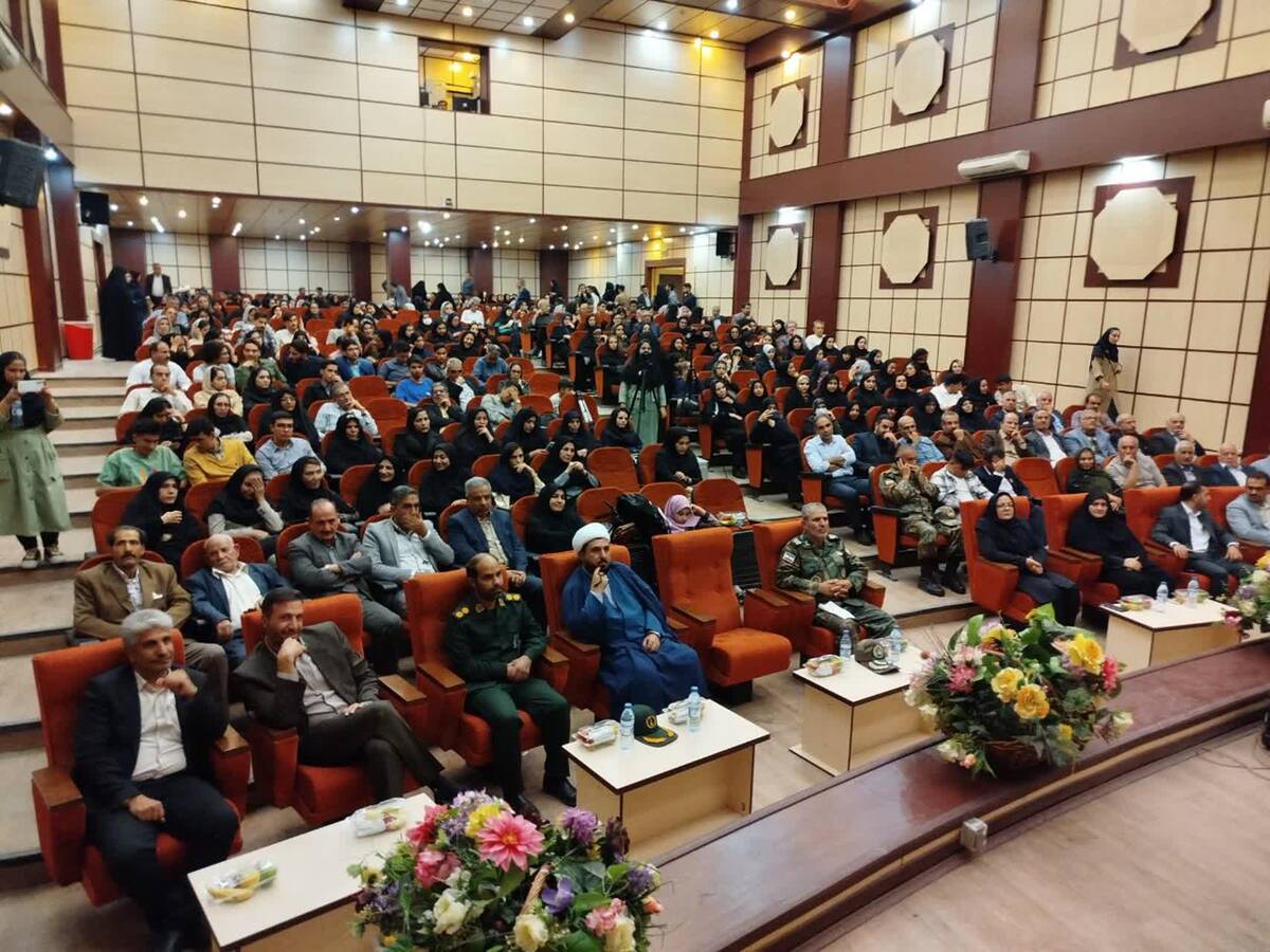 تجلیل از دانش‌آموزان برگزیده کنکور سراسری شهرضا