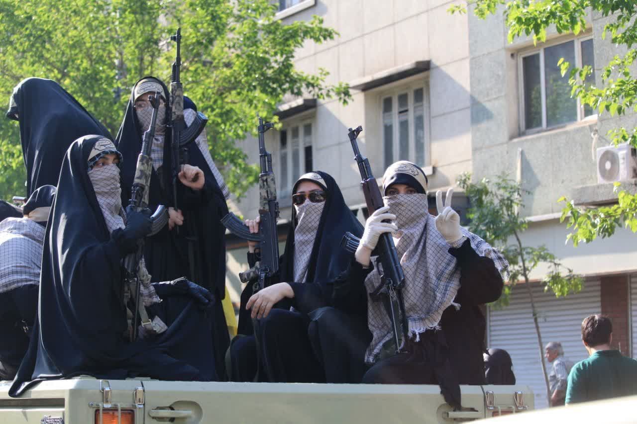 هر نفست نوایی از شجاعت و استواری است