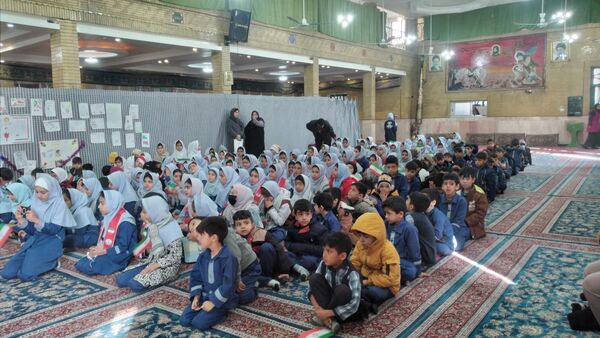 جشن باشکوهی به مناسبت ایام الله دهه  فجر در حسینیه شهر بار