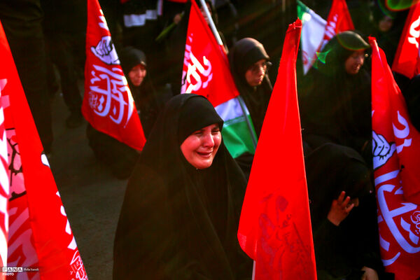 مراسم تشییع پیکر مطهر رهبر شهید انقلاب در تهران - 4