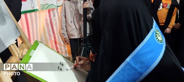 موکب‌داری پیشتازان مرند در غرفه آموزش و پرورش