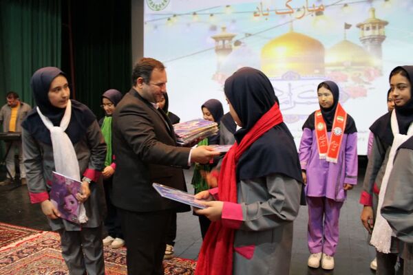 گرامیداشت دهه کرامت و بیست و ششمین سالروز تاسیس سازمان دانش‌آموزی، در منطقه ۱۰